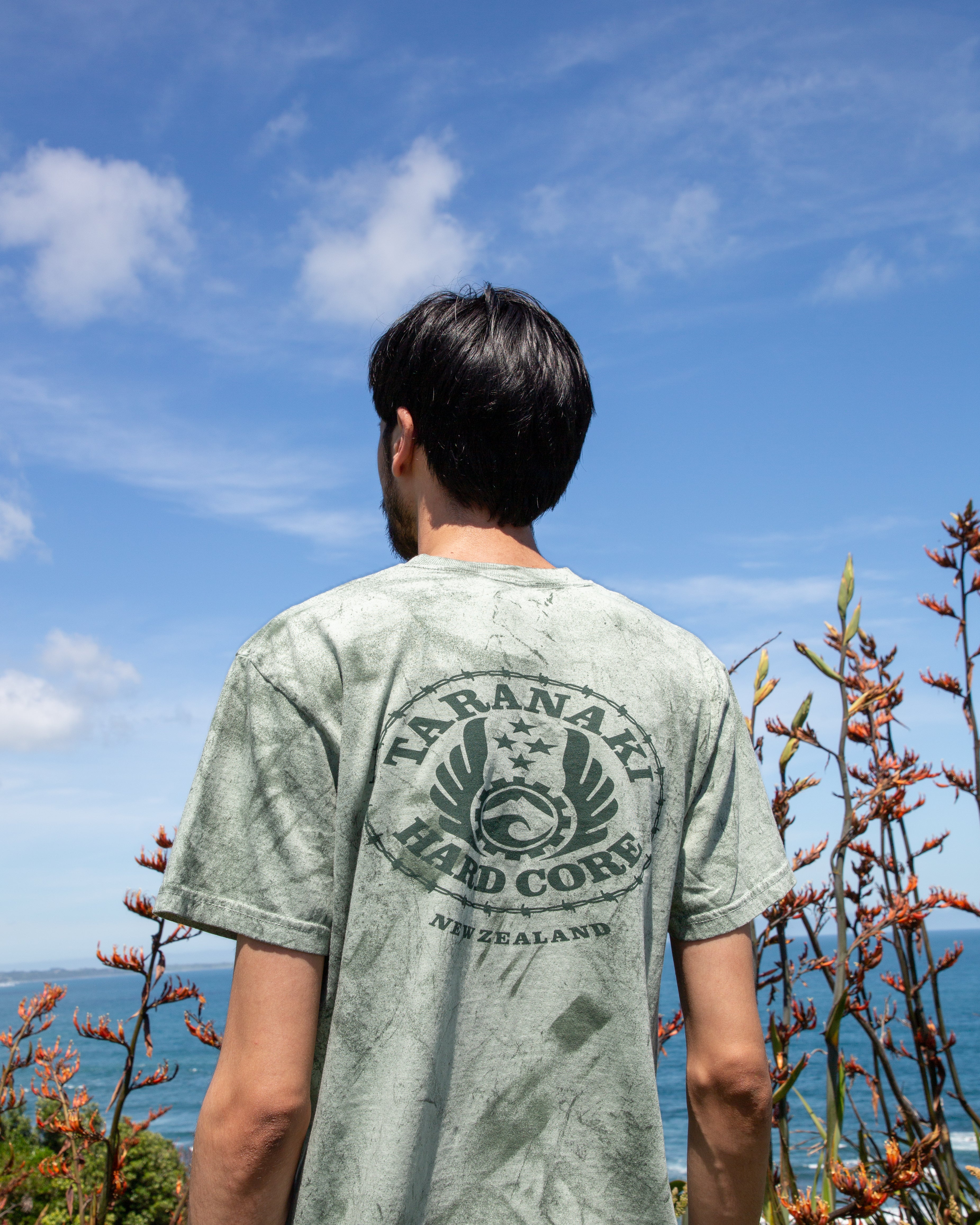 Mens Colour Fade Oval T-Shirt - Fern green