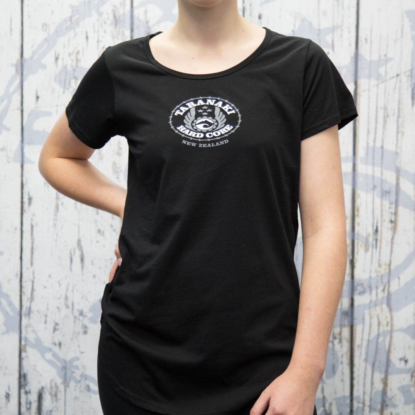 Womens Mountain T-Shirt - Black/Pink