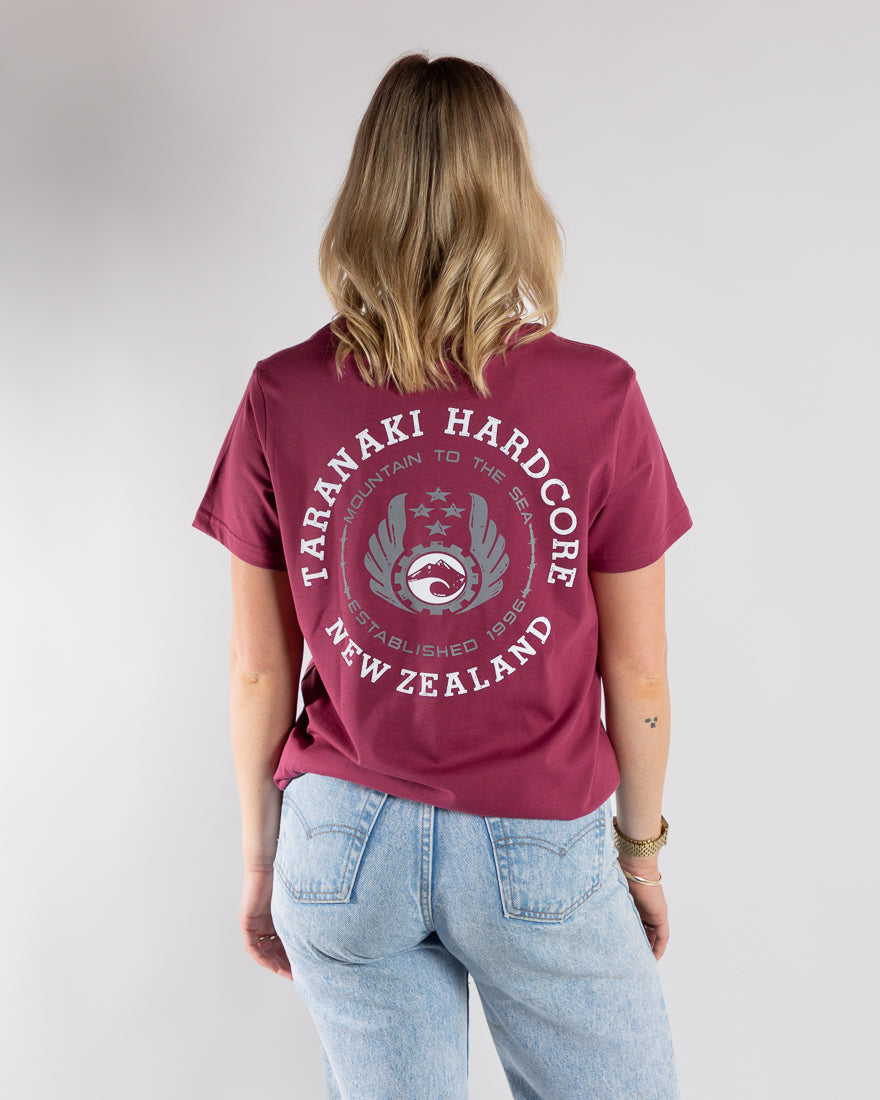 Womens Mountain To Sea T-Shirt - Berry